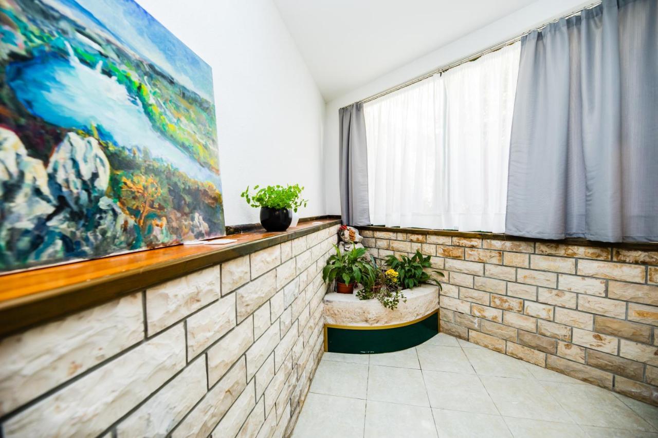 Glicinia Apartment Sibenik Bagian luar foto
